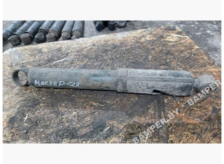 Амортизатор задний к Renault Master, 2002г.