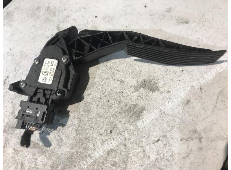 Педаль газа к Opel Insignia, 2010г.