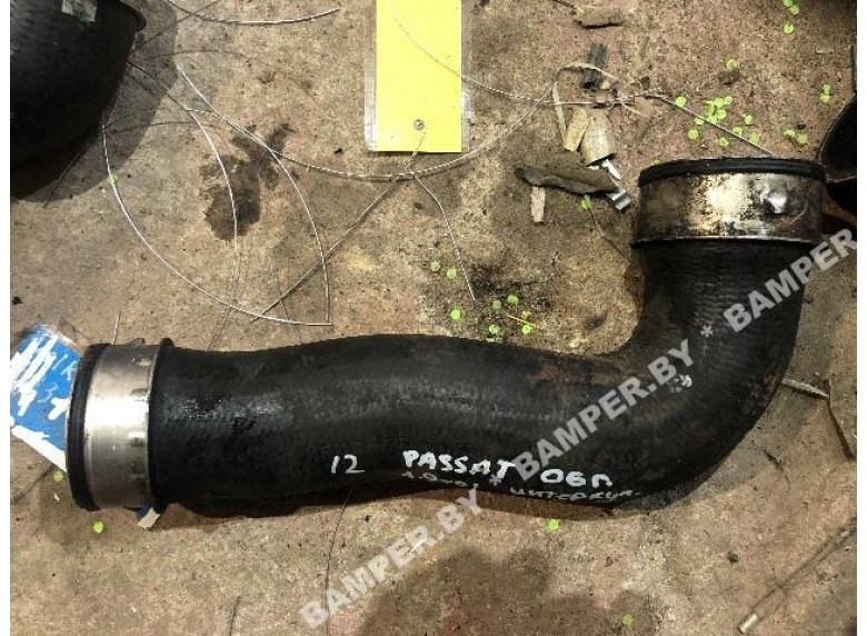 Патрубок интеркулера к Volkswagen Passat
