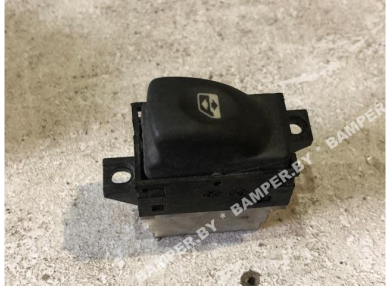 Кнопка стеклоподъемника к Renault Laguna, 1999г.