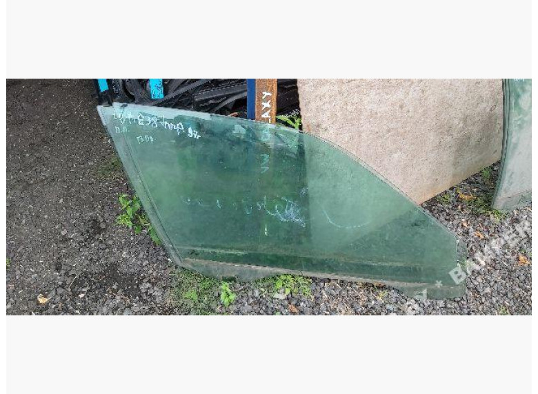 Стекло двери передней правой к BMW 7 E38, 1998г.