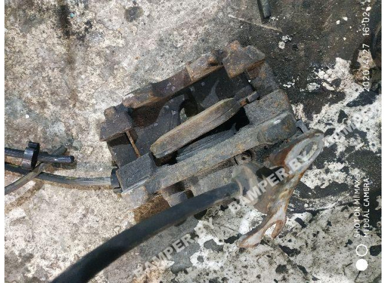 Суппорт передний левый к Renault Espace, 2004г.