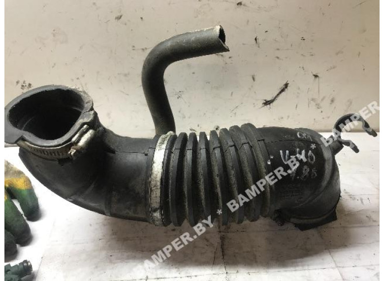 Патрубок воздушного фильтра к Volvo V40
