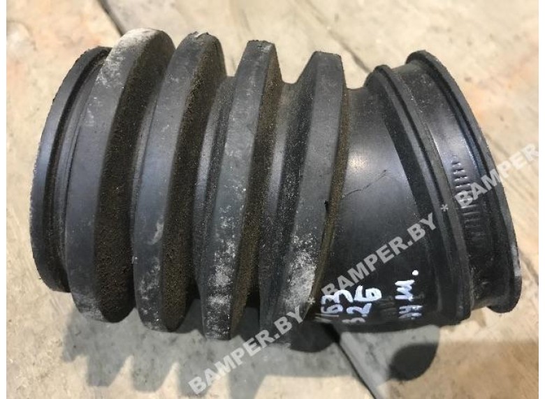 Патрубок воздушного фильтра к Mercedes ML W163