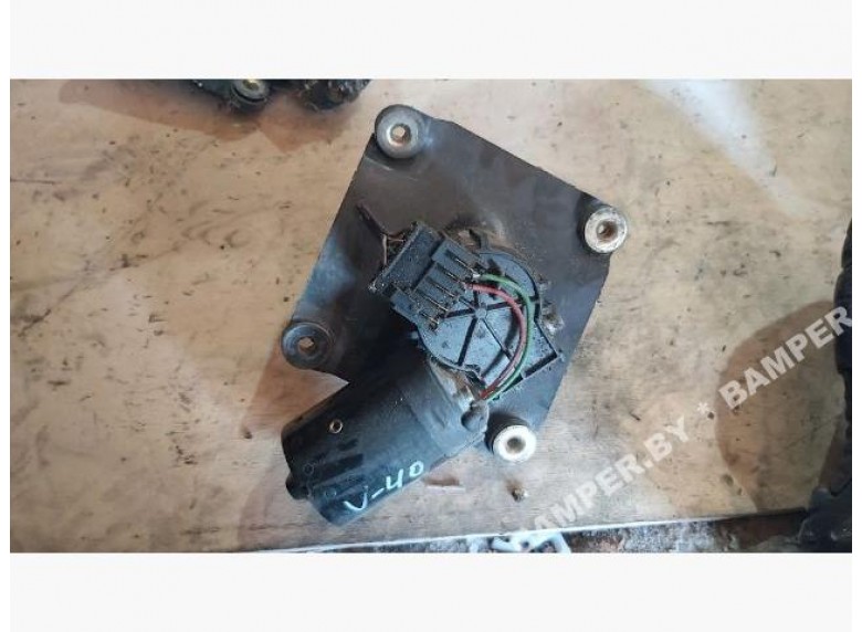 Моторчик передних стеклоочистителей (дворников) к Volvo V40