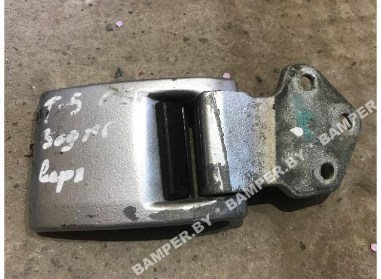Петля двери задней правой к Volkswagen Transporter, 2006г.