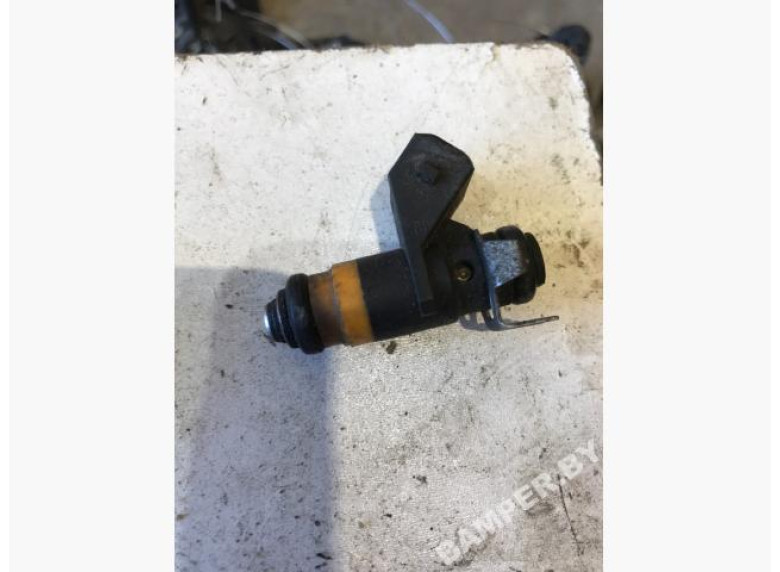 Форсунка к Renault Megane, 2001г.