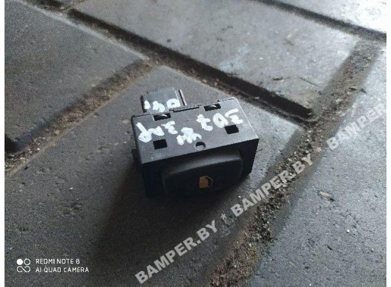 Кнопка стеклоподъемника к Peugeot 307