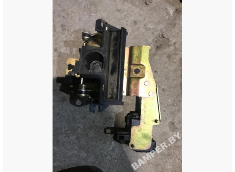 Замок багажника к Skoda Octavia