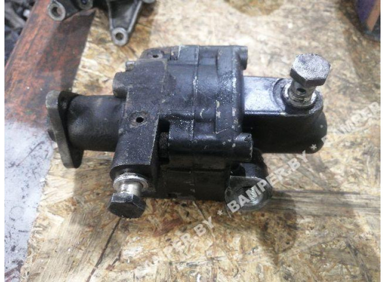 Насос гидроусилителя руля к BMW 7 E32, 1993г.