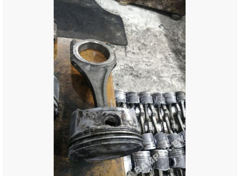 Поршень к Opel Signum, 2003г.