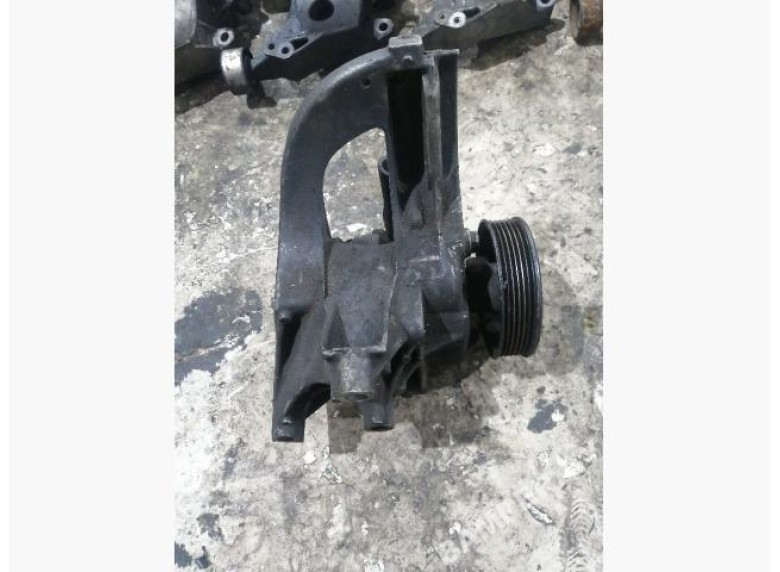 Насос гидроусилителя руля к Renault Megane, 1998г.