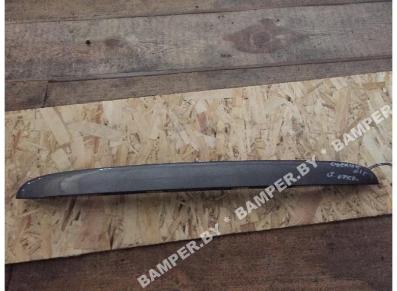 Накладка подсветки номера к Renault Scenic