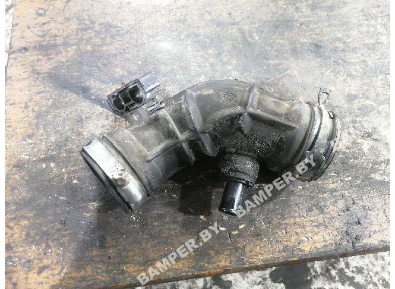 Патрубок турбины к Toyota Yaris