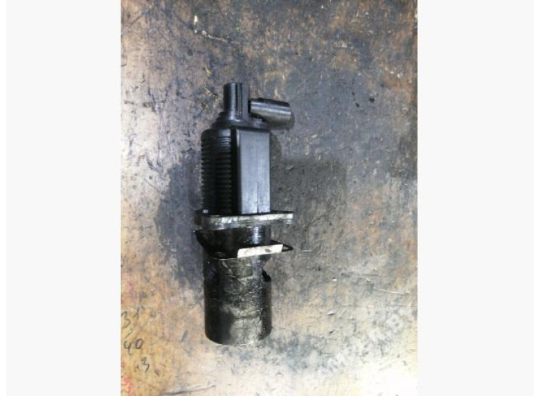 Клапан EGR к Renault Trafic, 2004г.