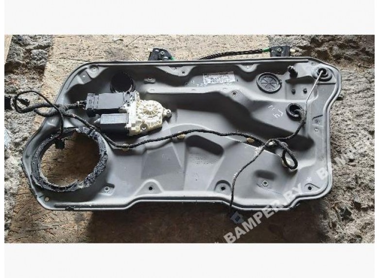 Стеклоподъемник электрический передний правый к Volkswagen Golf