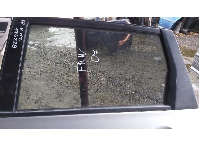 Стекло двери задней левой к Honda FR-V, 2007г.