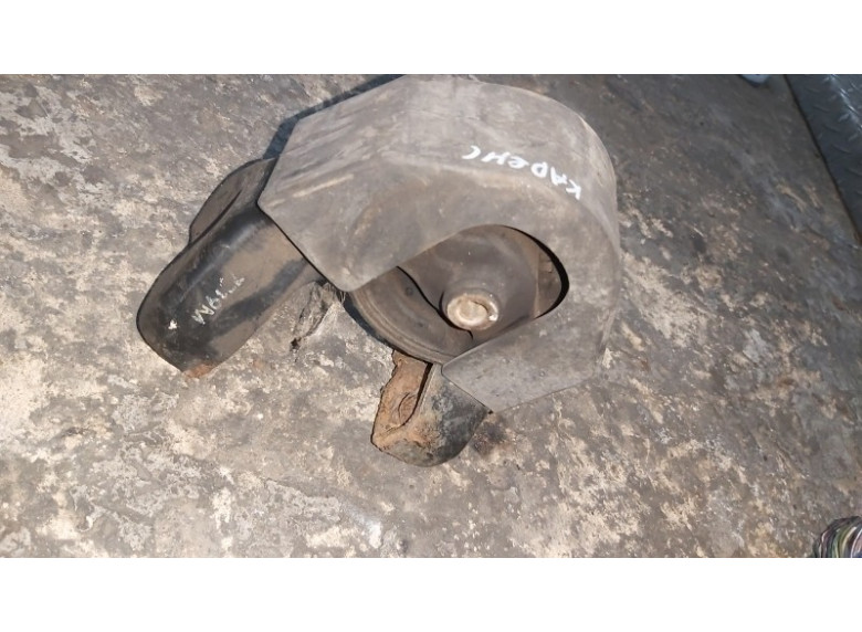 Подушка крепления КПП к Kia Carens, 2007г.