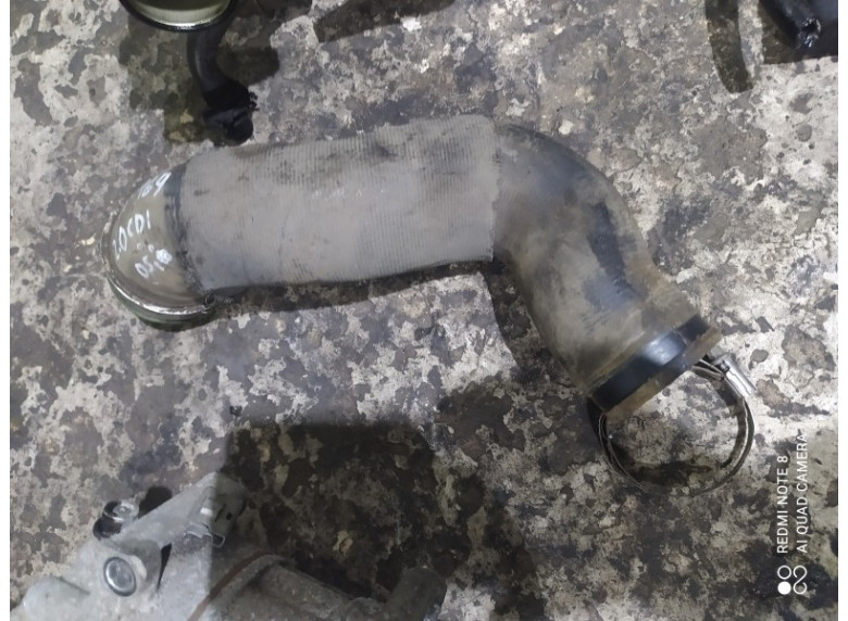 Патрубок турбины к Mercedes A W169, 2005г.