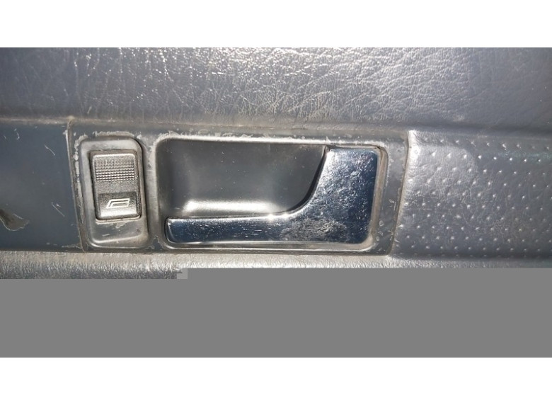 Ручка внутренняя передняя правая к Audi 100, 1993г.