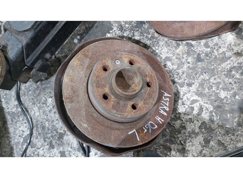 Ступица задняя левая к Opel Astra, 2006г.