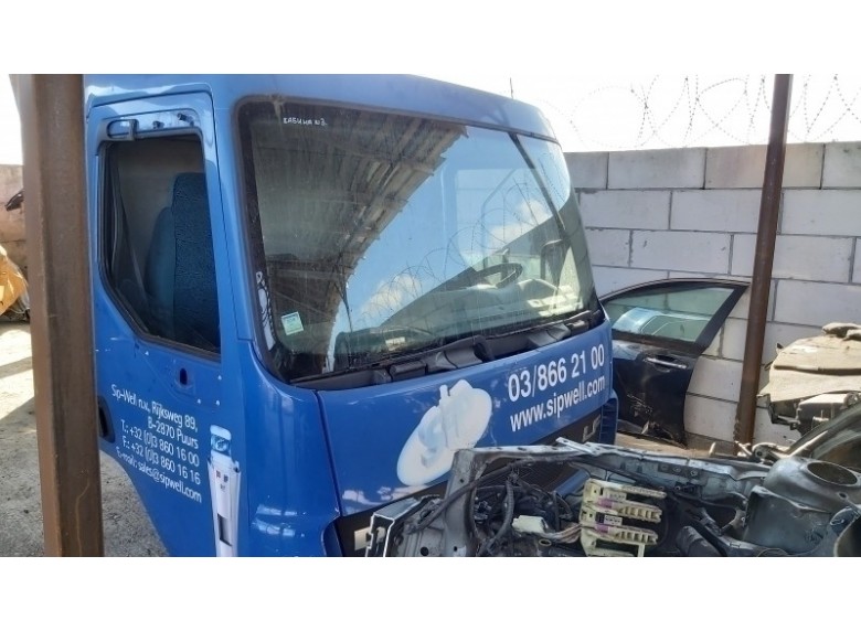 Стекло лобовое к DAF LF