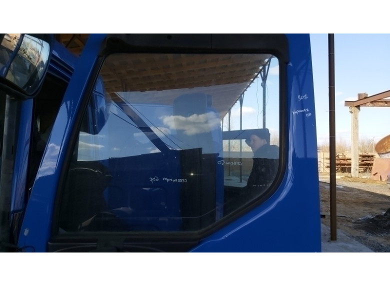 Стекло двери передней левой к DAF LF, 2007г.