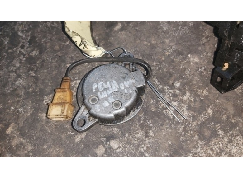 Крышка распределителя зажигания к Renault Safrane