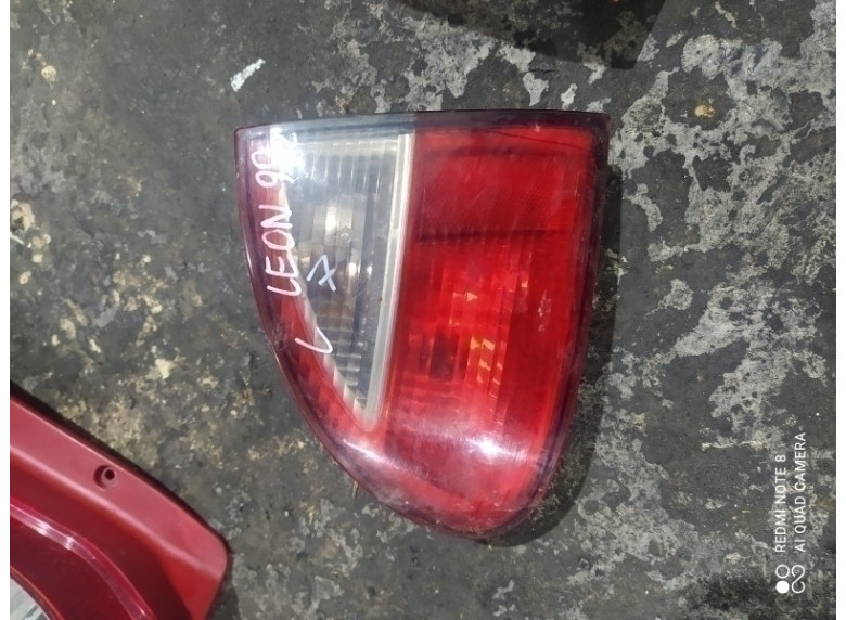 Фонарь задний левый к Seat Leon