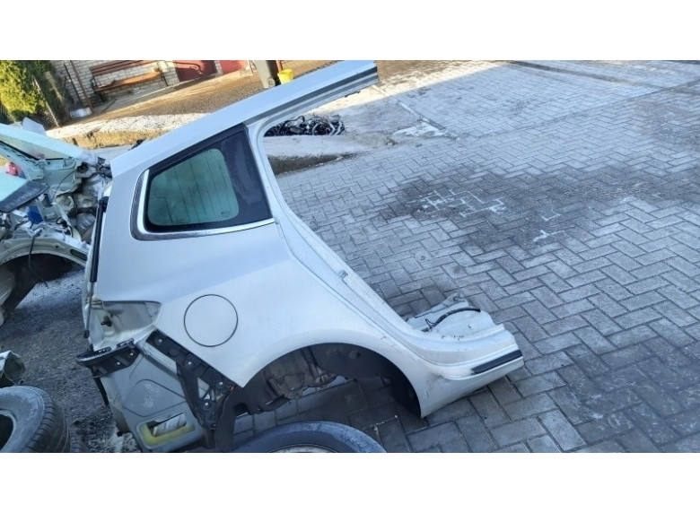 Четверть задняя правая к Opel Zafira, 2012г.