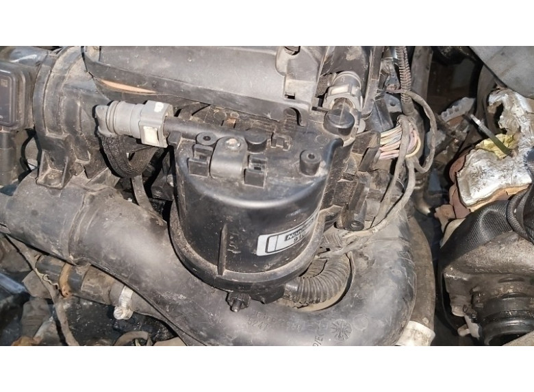 Корпус топливного фильтра к Peugeot 207, 2006г.