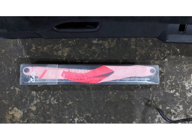 Знак аварийной остановки к BMW 5 E60/E61, 2007г.