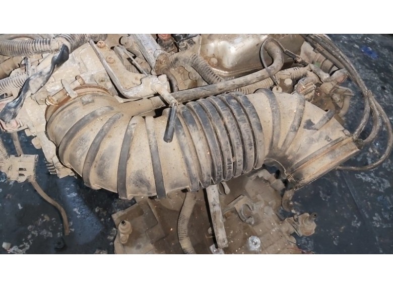 Патрубок воздушного фильтра к Mitsubishi Space Runner