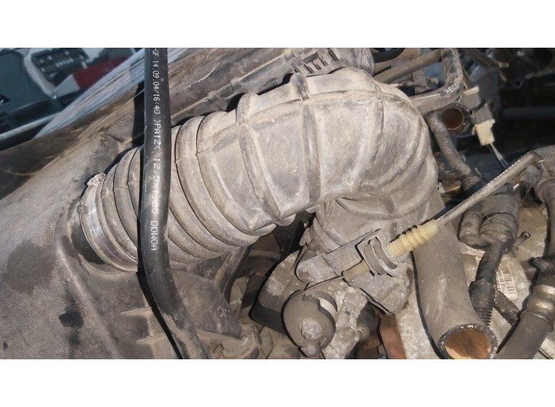 Патрубок воздушного фильтра к Ford Fiesta, 2004г.