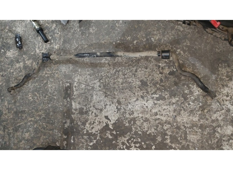 Стабилизатор подвески (поперечной устойчивости) передний к Hyundai Elantra, 2002г.