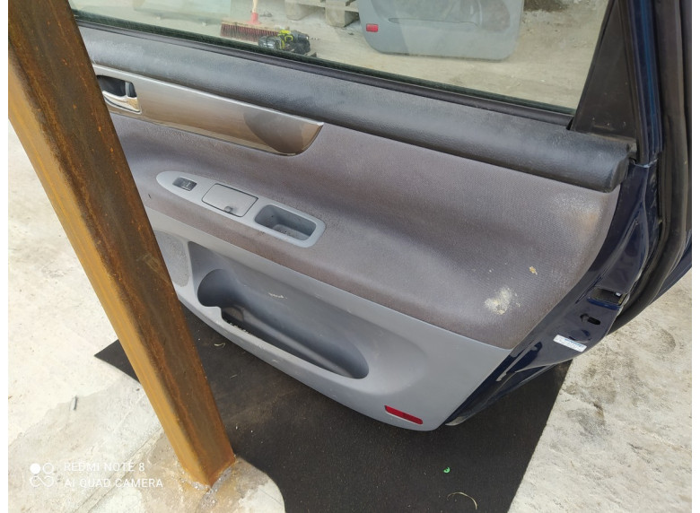 Стеклоподъемник электрический задний правый к Toyota Avensis Verso, 2001г.