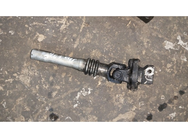 Рулевой карданчик к Mercedes C W203, 2004г.