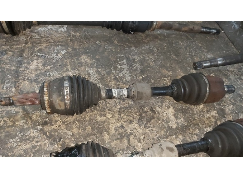 Полуось передняя левая (приводной вал, ШРУС) к Kia Ceed, 2008г.