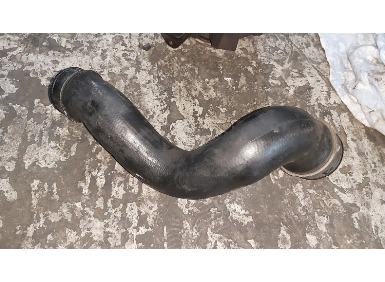 Патрубок интеркулера к Mercedes C W203, 2002г.