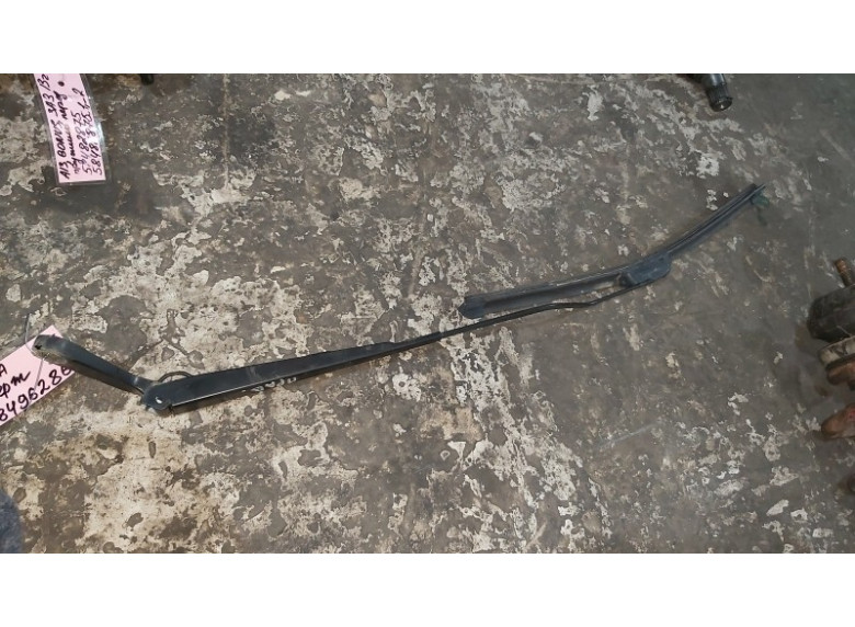 Щеткодержатель (поводок стеклоочистителя, дворник) к Chery Bonus, 2013г.