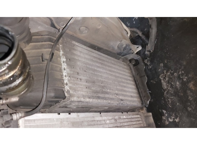 Интеркулер к Peugeot 207, 2009г.