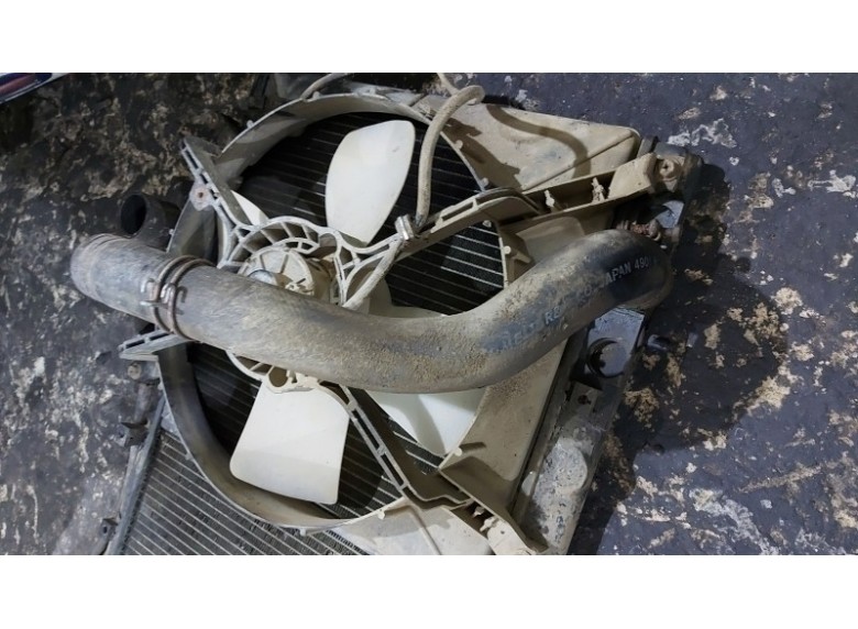 Патрубок радиатора к Mitsubishi Space Runner