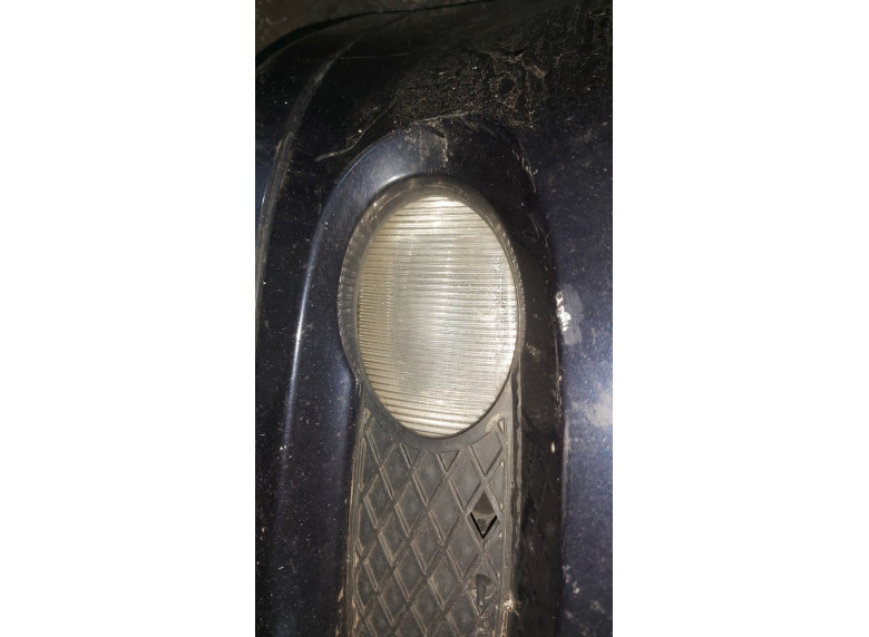 Фара противотуманная правая к Mercedes C W203, 2002г.