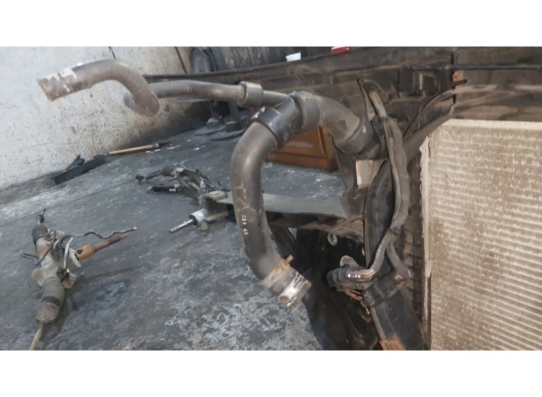 Патрубок радиатора к Audi A6, 2003г.