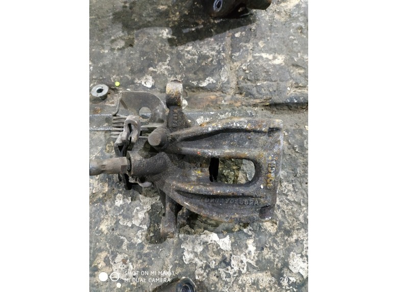 Суппорт задний правый к Ford Mondeo