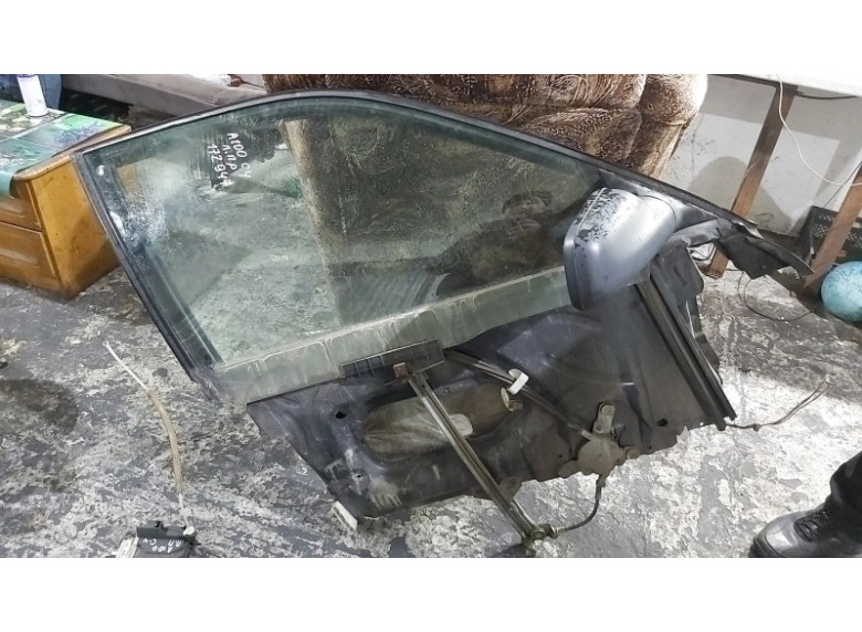 Стеклоподъемник передний правый к Audi 100, 1992г.