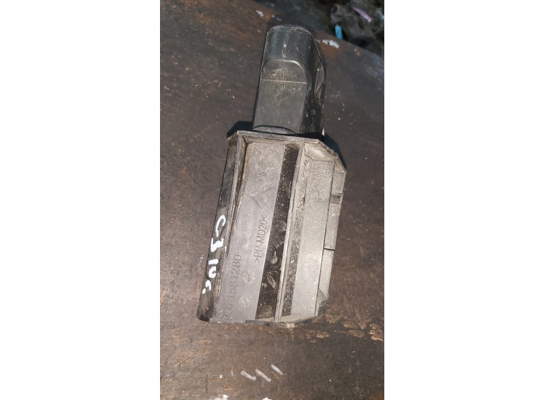 Кронштейн крепления бампера переднего к Citroen C3, 2010г.