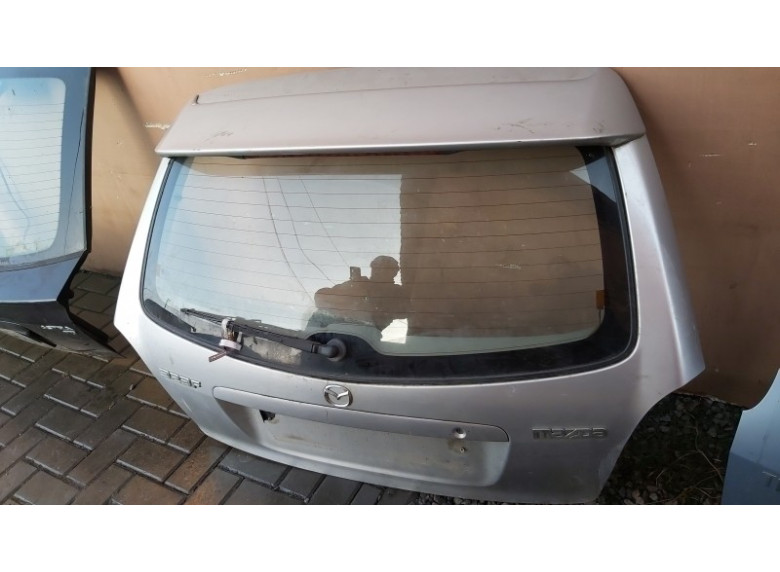 Кнопка открытия багажника к Mazda 323, 2000г.