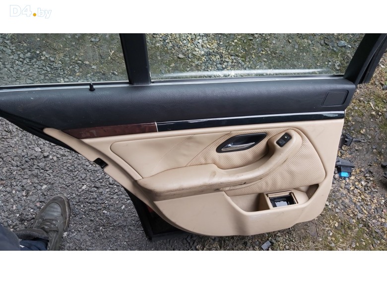 Обшивка двери задней левой (дверная карта) к BMW 5E39 undefined г.