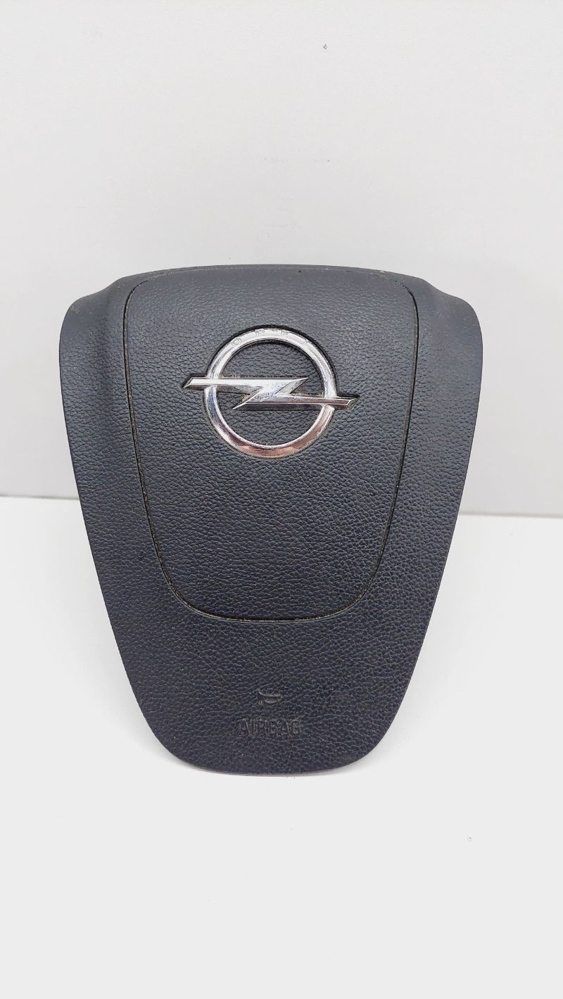 Подушка безопасности (Airbag) водителя - Opel Zafira C (2011-2019)